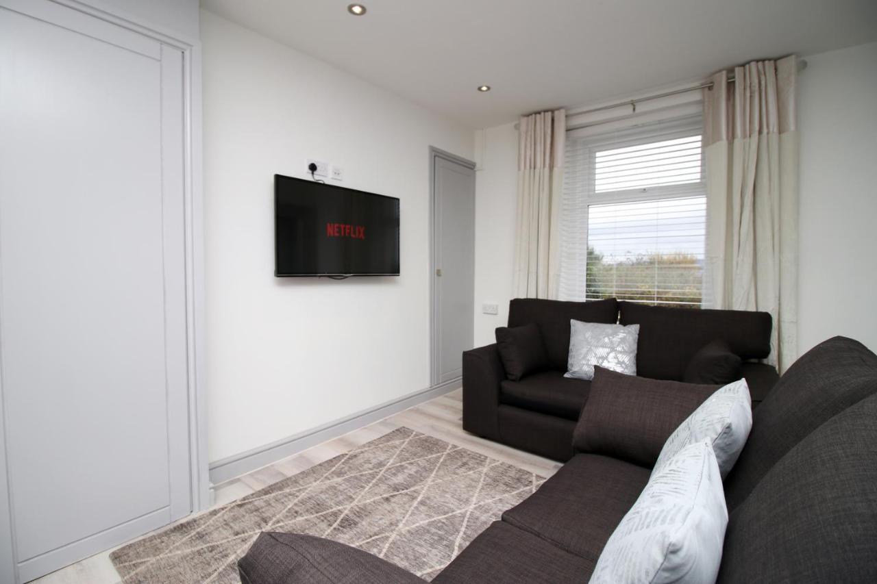 Sleeps 6, Smart Tv'S, Parking Swansea & Morriston Hospital Exterior foto